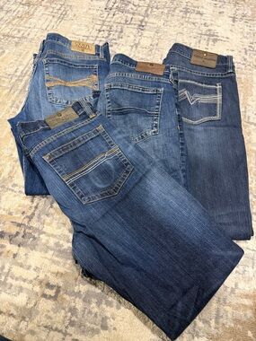 Men's Dark Blue Denim Jeans - Classic Fit